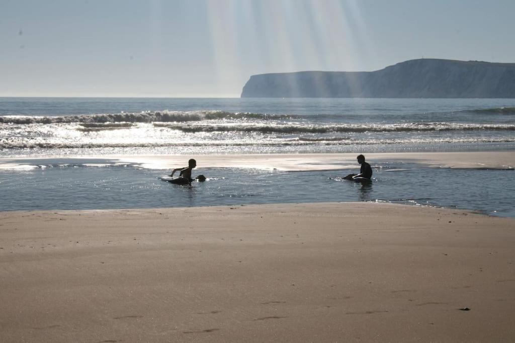 Brook  Greystone Cottage - Sea Views, Short Stroll To A Beautiful Sandy Beach מראה חיצוני תמונה