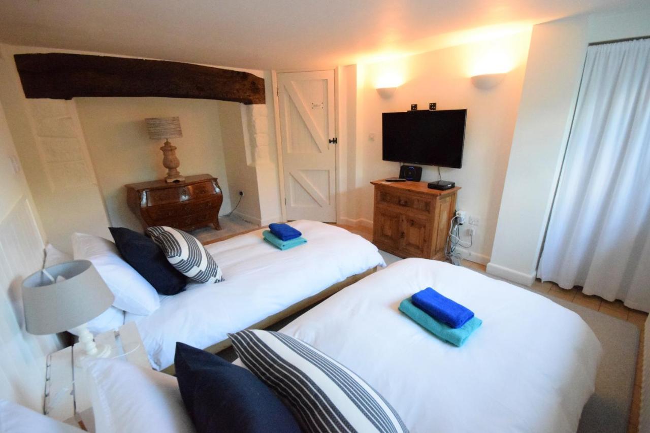 Brook  Greystone Cottage - Sea Views, Short Stroll To A Beautiful Sandy Beach מראה חיצוני תמונה